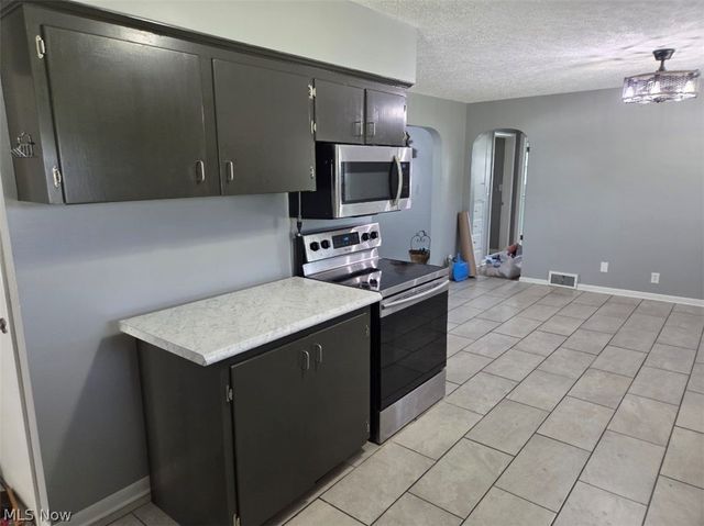 15090 Louisville Street NE, Minerva, OH 44657