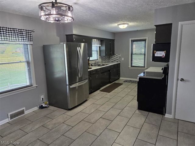 15090 Louisville Street NE, Minerva, OH 44657