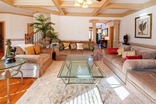 2060 Vicarage Lane, Snellville, GA 30078