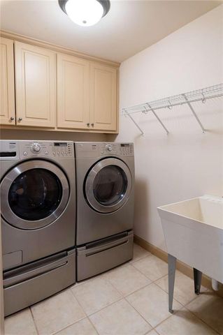 2060 Vicarage Lane, Snellville, GA 30078