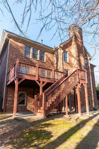 2060 Vicarage Lane, Snellville, GA 30078