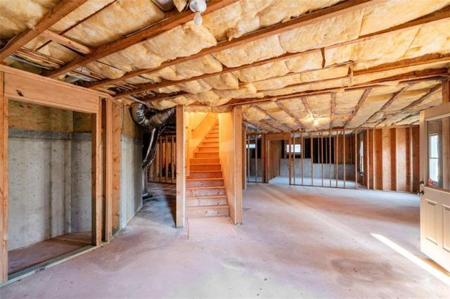 2060 Vicarage Lane, Snellville, GA 30078