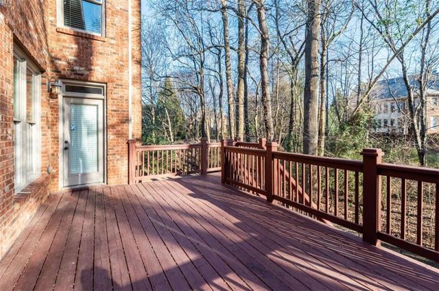 2060 Vicarage Lane, Snellville, GA 30078