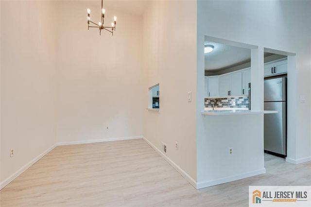 64 Taylor Drive 3212, Franklin Park, NJ 08823