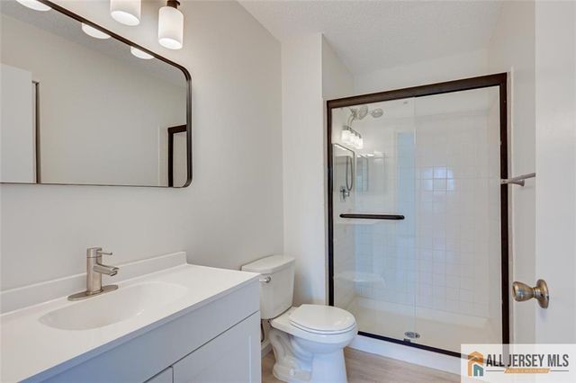 64 Taylor Drive 3212, Franklin Park, NJ 08823