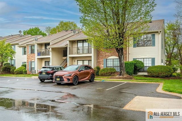 64 Taylor Drive 3212, Franklin Park, NJ 08823