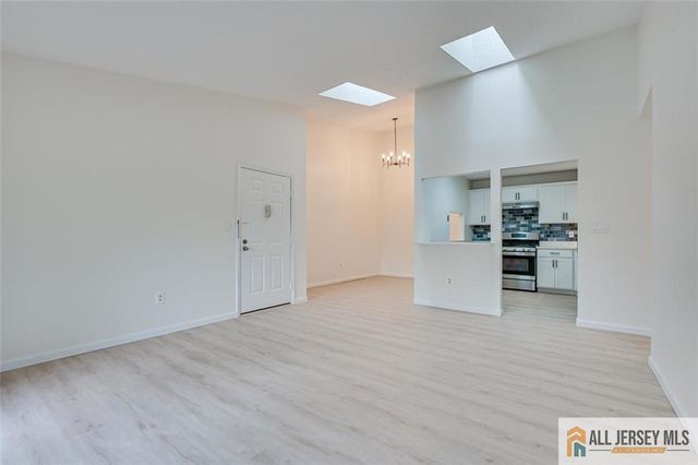 64 Taylor Drive 3212, Franklin Park, NJ 08823