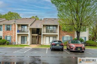 64 Taylor Drive 3212, Franklin Park, NJ 08823