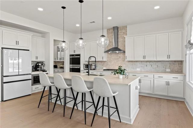 383 Tillman Pass, Woodstock, GA 30188