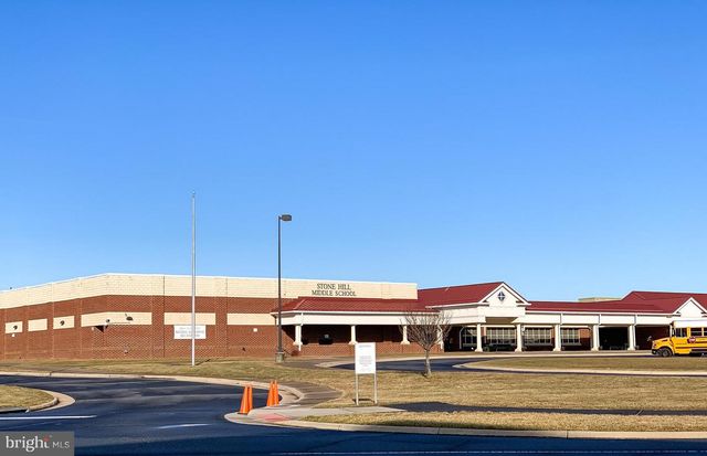 23502 BELVOIR WOODS TER, Ashburn, VA 20148