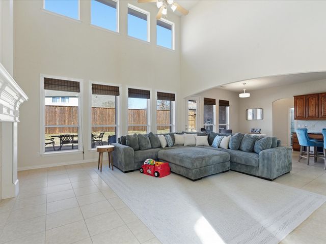 433 Shady Oaks Drive, Murphy, TX 75094