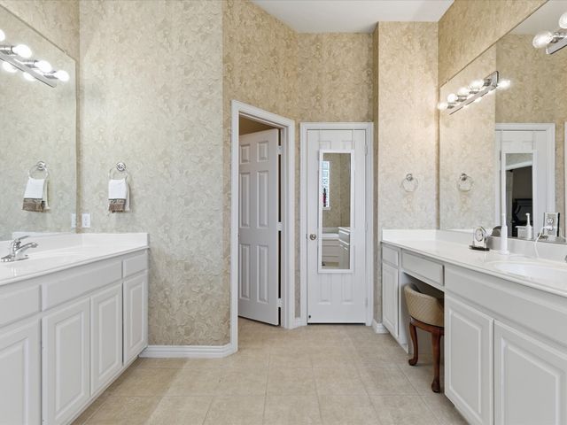 433 Shady Oaks Drive, Murphy, TX 75094