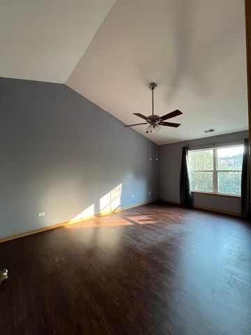 2451 Sheehan Drive 201, Naperville, IL 60564