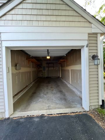 2451 Sheehan Drive 201, Naperville, IL 60564