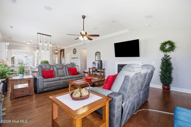 1612 Stone Wood Drive, Winterville, NC 28590