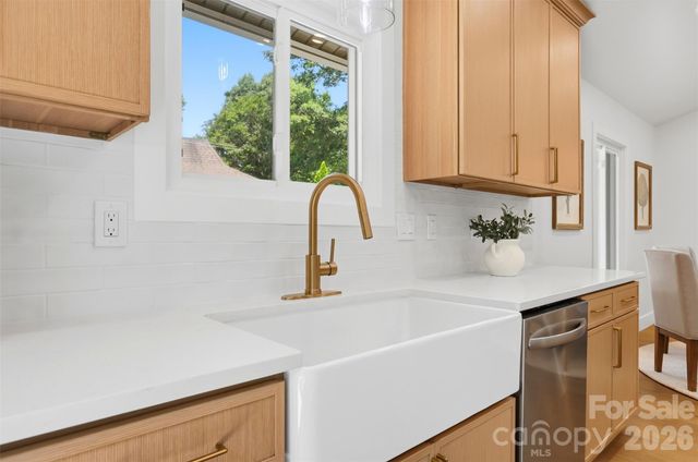 5908 Mcnair Road, Charlotte, NC 28212