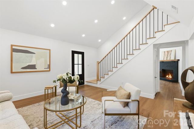 5908 Mcnair Road, Charlotte, NC 28212