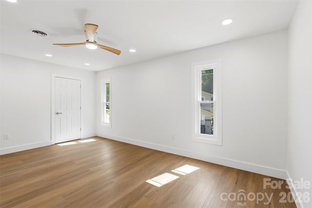 5908 Mcnair Road, Charlotte, NC 28212