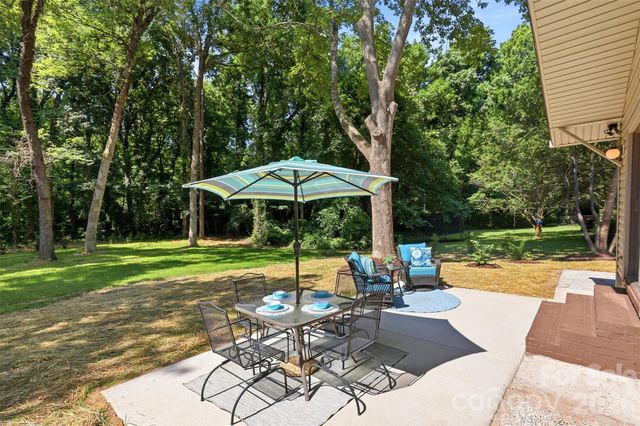 5908 Mcnair Road, Charlotte, NC 28212