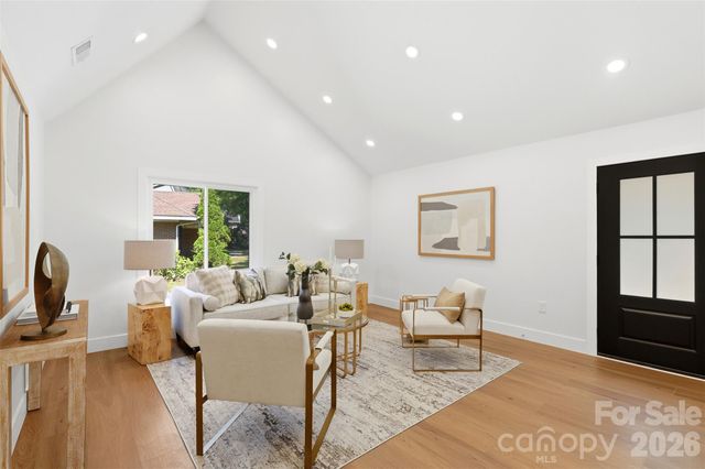 5908 Mcnair Road, Charlotte, NC 28212