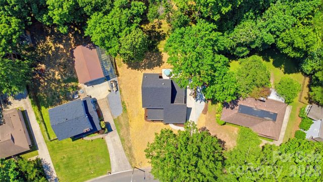 5908 Mcnair Road, Charlotte, NC 28212