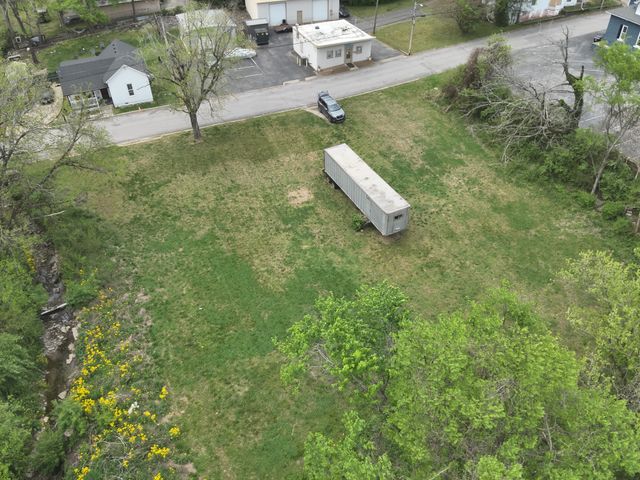 105 Andrews St, Columbia, TN 38401