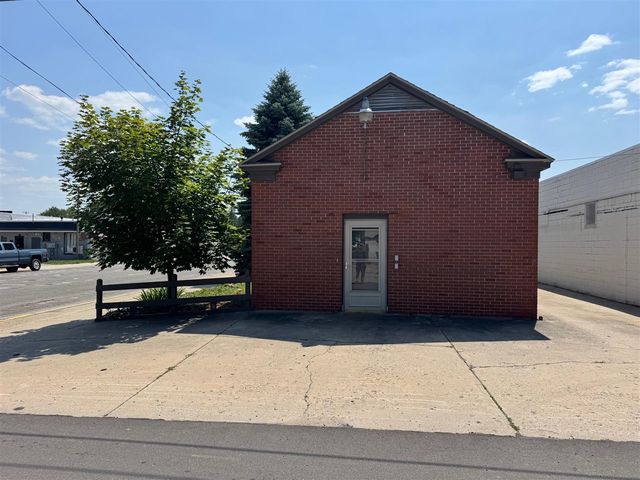 177 S Benson Street, White Cloud, MI 49349