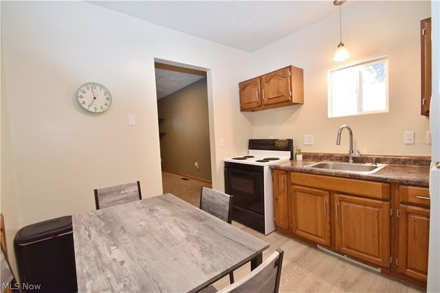 734 Corice Street, Akron, OH 44306