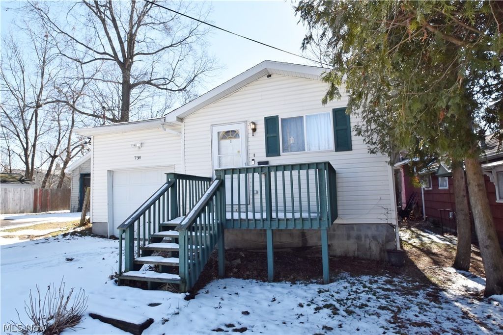 734 Corice Street, Akron, OH 44306