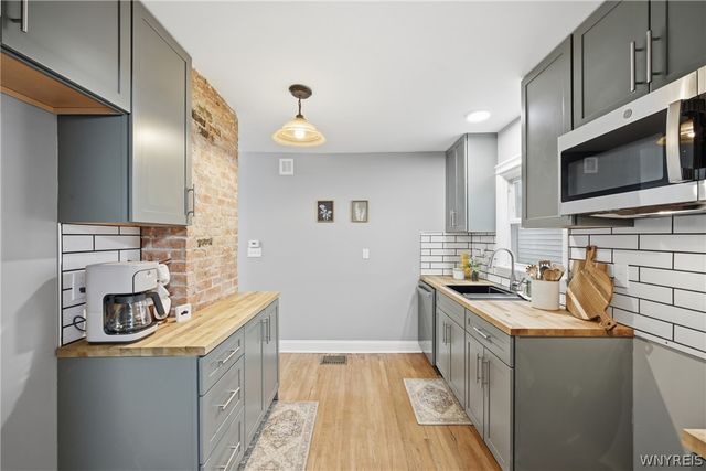 92 Gallatin Avenue, Buffalo, NY 14207
