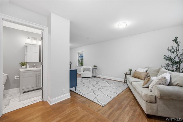 92 Gallatin Avenue, Buffalo, NY 14207