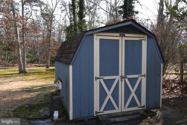 17 E FOREST GLEN DR E E, Millville, NJ 08332