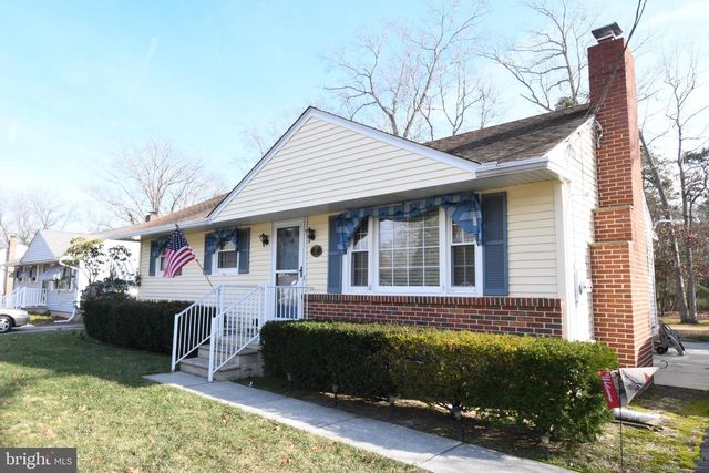 17 E FOREST GLEN DR E E, Millville, NJ 08332