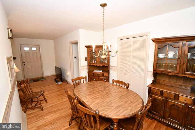 17 E FOREST GLEN DR E E, Millville, NJ 08332