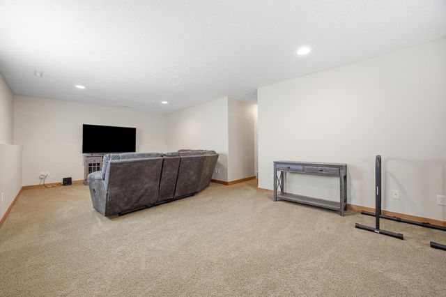 1403 35th Street Circle S, Moorhead, MN 56560