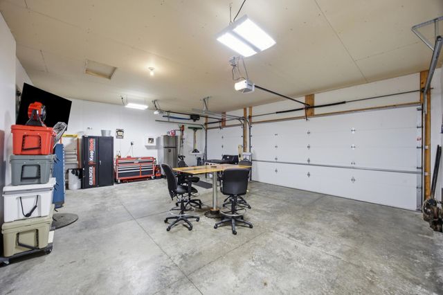 1403 35th Street Circle S, Moorhead, MN 56560