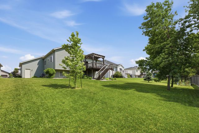 1403 35th Street Circle S, Moorhead, MN 56560