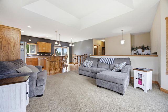 1403 35th Street Circle S, Moorhead, MN 56560