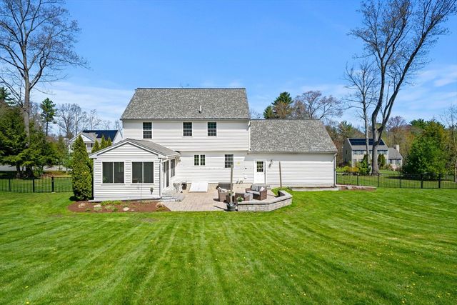 51 Old Farm Way, Ayer, MA 01432
