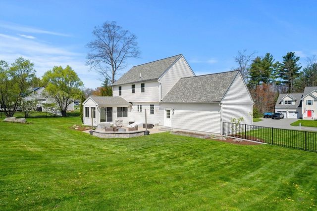 51 Old Farm Way, Ayer, MA 01432