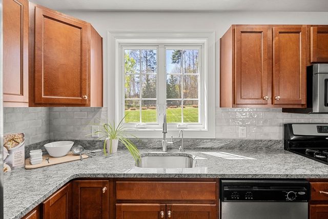 51 Old Farm Way, Ayer, MA 01432