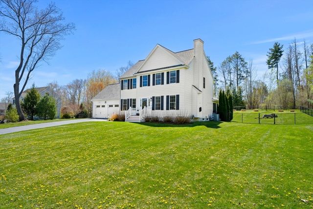 51 Old Farm Way, Ayer, MA 01432