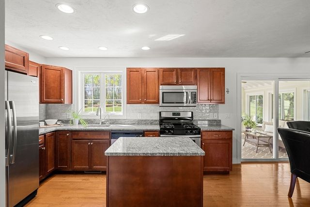 51 Old Farm Way, Ayer, MA 01432