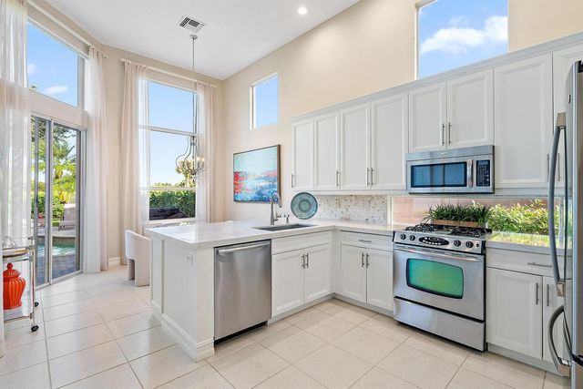 7994 Via Villagio, West Palm Beach, FL 33412