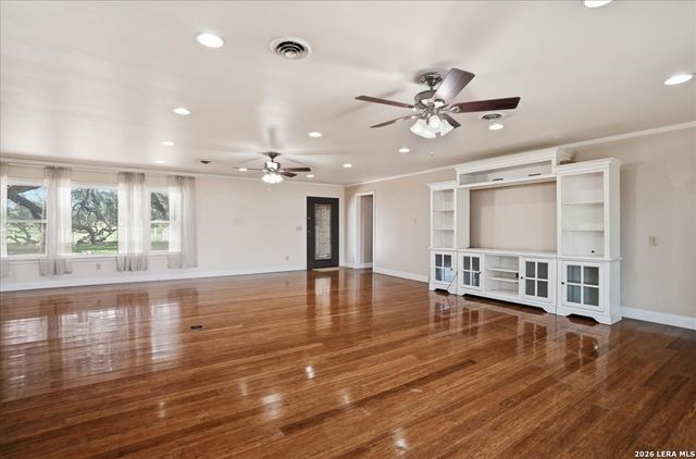 955 S HIGHWAY 37 ACCESS, George West, TX 78022