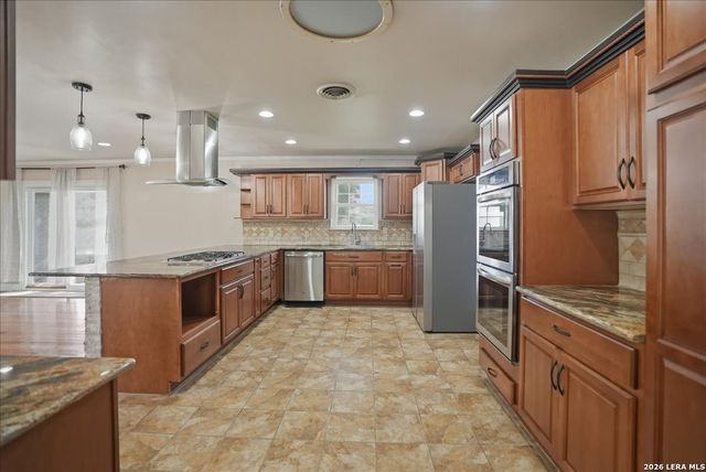 955 S HIGHWAY 37 ACCESS, George West, TX 78022