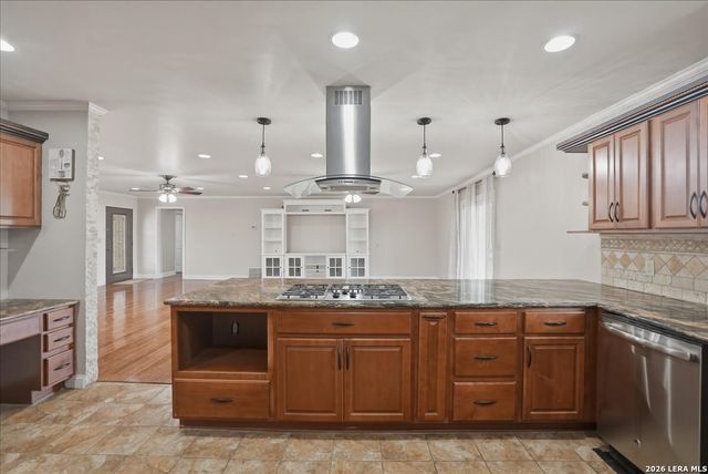 955 S HIGHWAY 37 ACCESS, George West, TX 78022