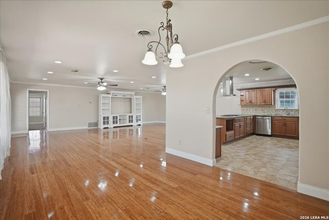 955 S HIGHWAY 37 ACCESS, George West, TX 78022