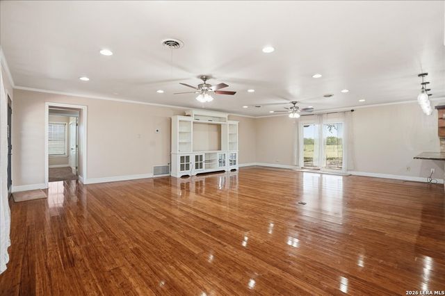955 S HIGHWAY 37 ACCESS, George West, TX 78022