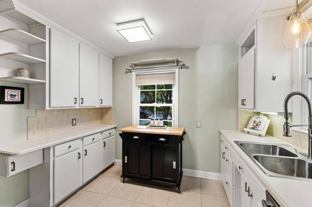 4909 Drew Avenue S, Minneapolis, MN 55410